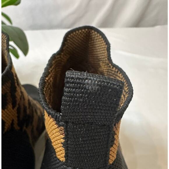 MIA Slip-On Leopard Print Wedge Knit Booties Sneakers Size 8.5 - Picture 5 of 7
